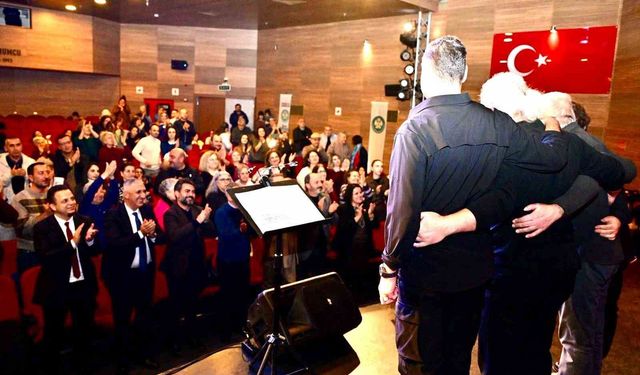 Yaşar Kemal Manisa'da anıldı