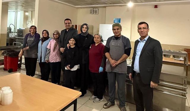 Kaymakam Dalak çğrencilerle birlikte iftar açtı