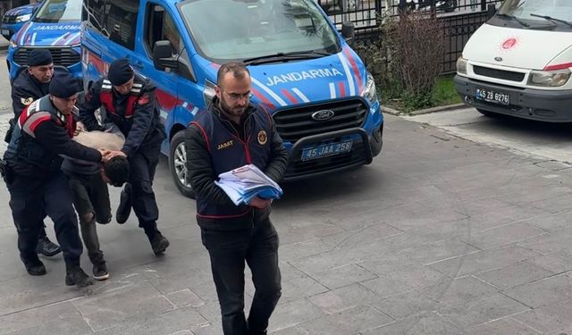 Manisa'da 4 aile ferdini öldüren şüpheli adliyeye sevk edildi