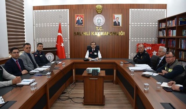 Salihli'de afet alarmı: Kritik riskler ve önlemler masaya yatırıldı