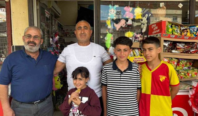 13 yaşındaki Yusuf'un dürüstlüğü mahalleye örnek oldu