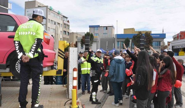 Salihli'de 'Trafik Haftası' kutlandı