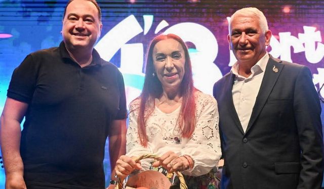 Başkan Dutlulu 48. Güzelyurt Portakal Festivali'ne katıldı