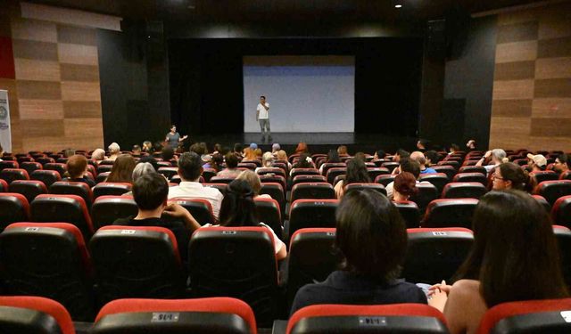 Cannes'ın ödüllü kısa filmleri Manisalı sinemaseverlerle buluştu