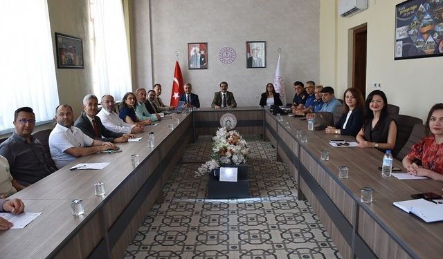 Salihli'de kadına şiddet ve çocuk koruma için kritik toplantı