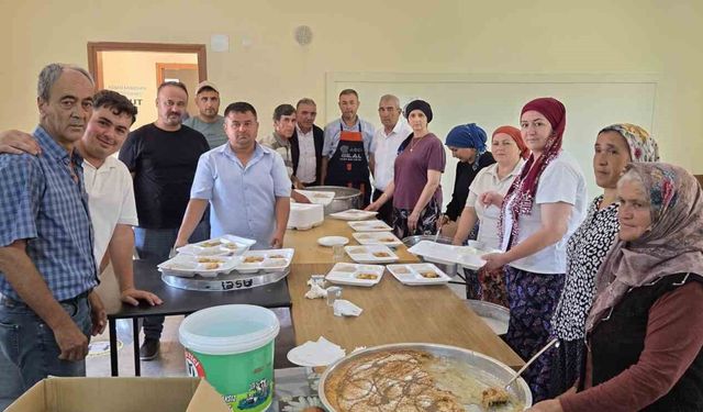 Gördes'te geleneksel köy hayrına yoğun ilgi