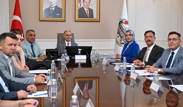 Manisa'da 6 ayda 15 bin 358 kişi işe yerleştirildi