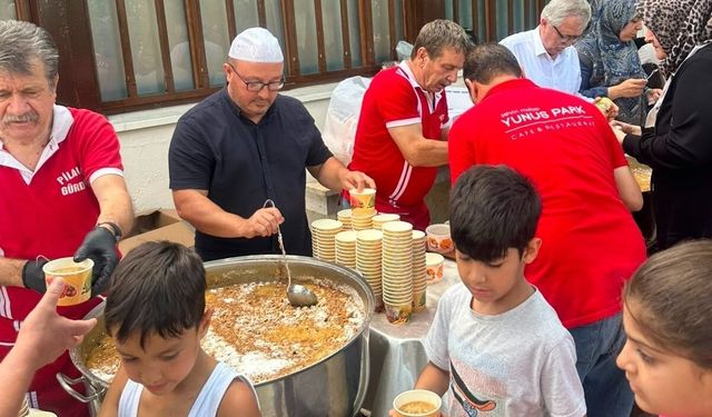 Manisa'da 663 yıllık gelenek Haki Baba Veli Camii'nde yaşatıldı