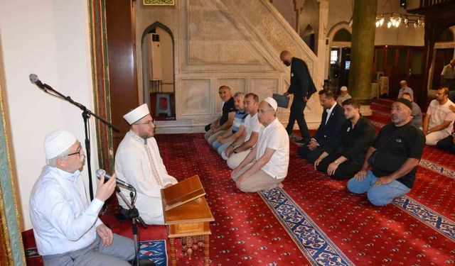 Manisa'da Srebrenitsa şehitleri dualarla anıldı
