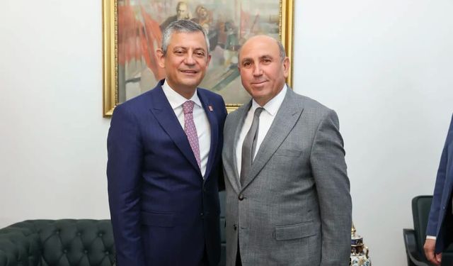 Sarıgöl Belediye Başkanı Tahsin Akdeniz CHP'den istifa etti