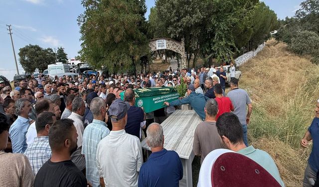 Minik Fikri gözyaşları ve dualarla son yolculuğuna uğurlandı