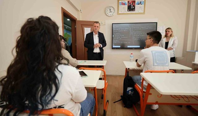Başkan Balaban yeni eğitim yılında YEGEM öğrencileriyle buluştu