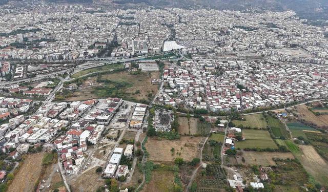 Manisa'da bir mahallenin daha su sorunu tarih oluyor