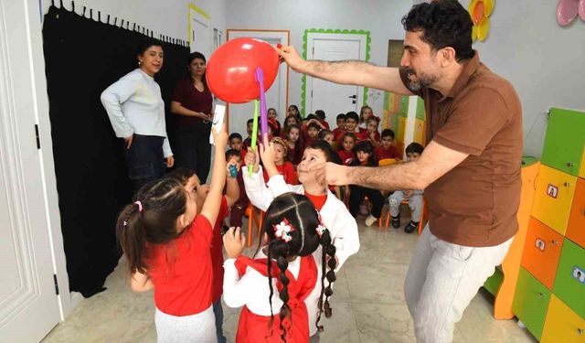 Yunusemre'de miniklere ağız ve diş sağlığı eğitimleri sürüyor