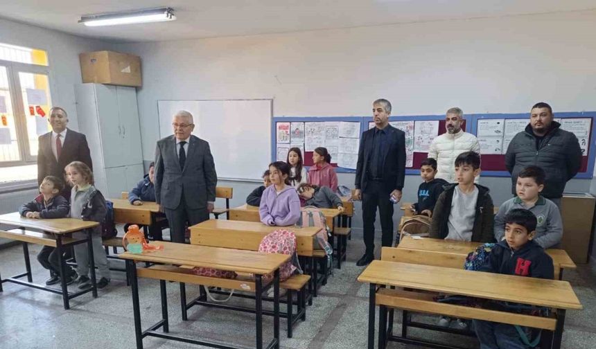 Sosyal medya mesajı okulu yeniletti