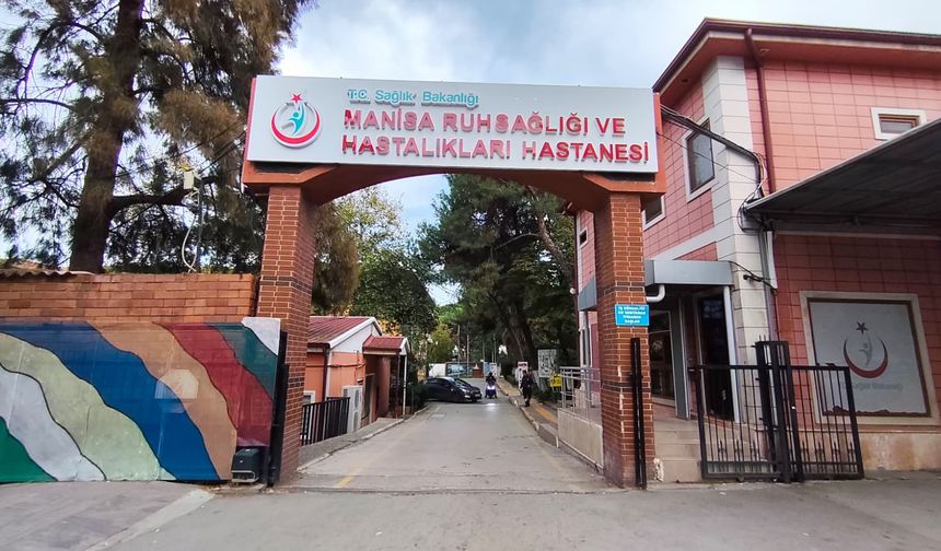 Bu poliklinikte eş zamanlı tedavi uygulanıyor