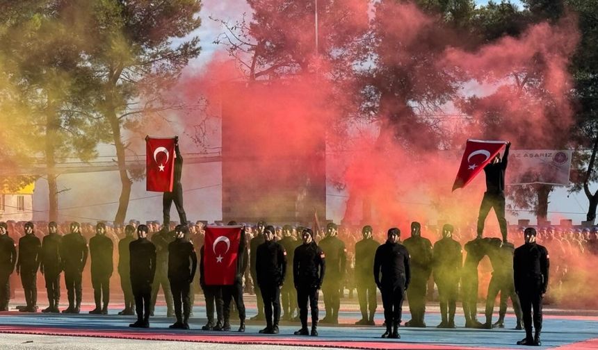 Kırkağaç’ta uzman erbaşların mezuniyet coşkusu