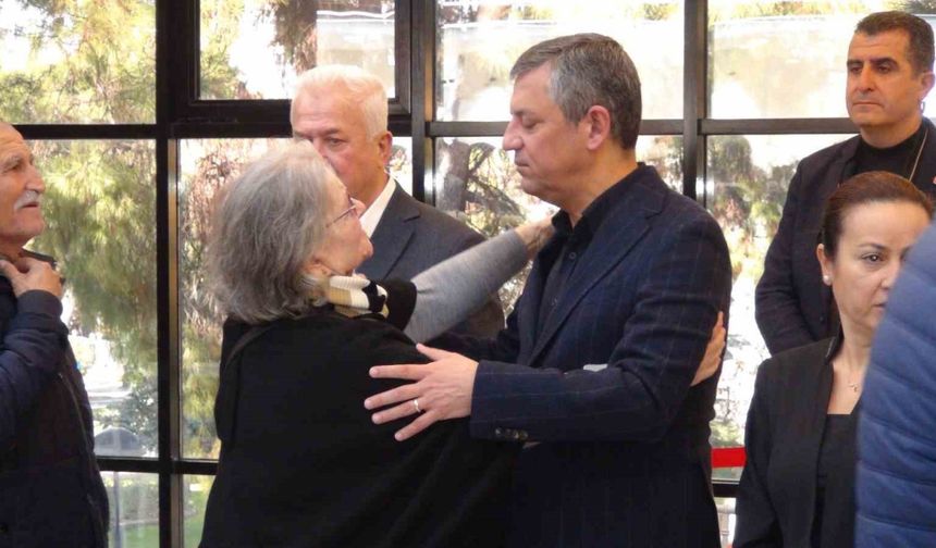 Özgür Özel, Gülşah Durbay’ın 3. gün taziyesine katıldı