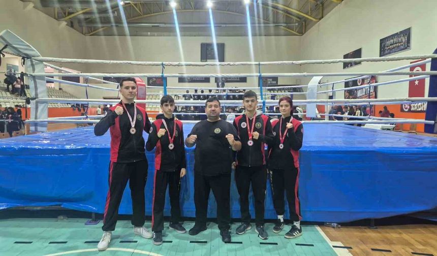 Manisa muaythaide, Ege'ye damga vurdu