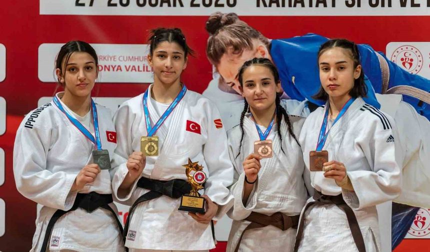 Yunusemreli Kevser'den milli takıma uzanan bronz