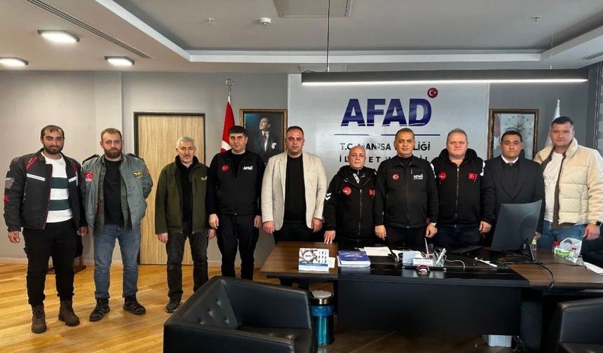 Gökyüzünün gönüllü neferleri Manisa'da 'İHAKUT' çatısı altında birleşti