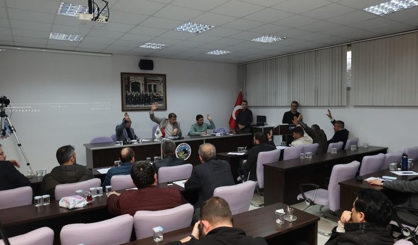 Kula Belediye Meclisi'nde arsa satışı ve teminat talebine ret