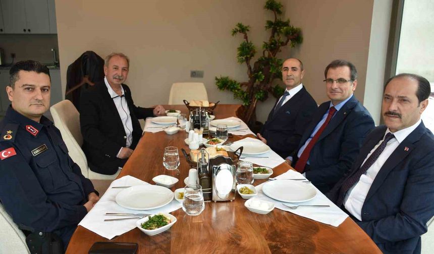 Salihli'de İlçe Emniyet Müdürü Burhan Demirkıran'a veda