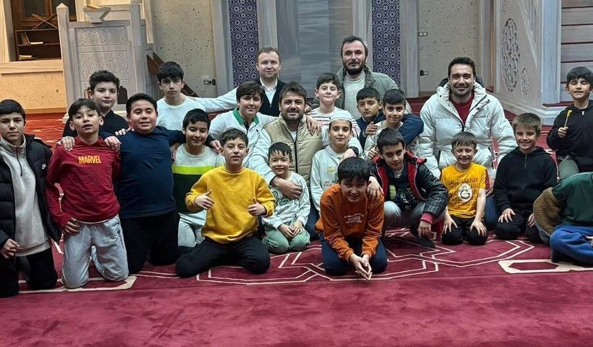 Eski ramazanlar cami avlusunda yaşatıldı