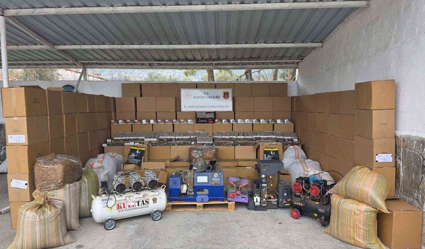 Kırkağaç'ta kaçak sigara operasyonunda 1 tutuklama