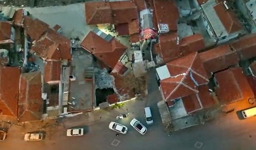 Manisa'da zehir tacirlerine şok baskın: 5 tutuklama