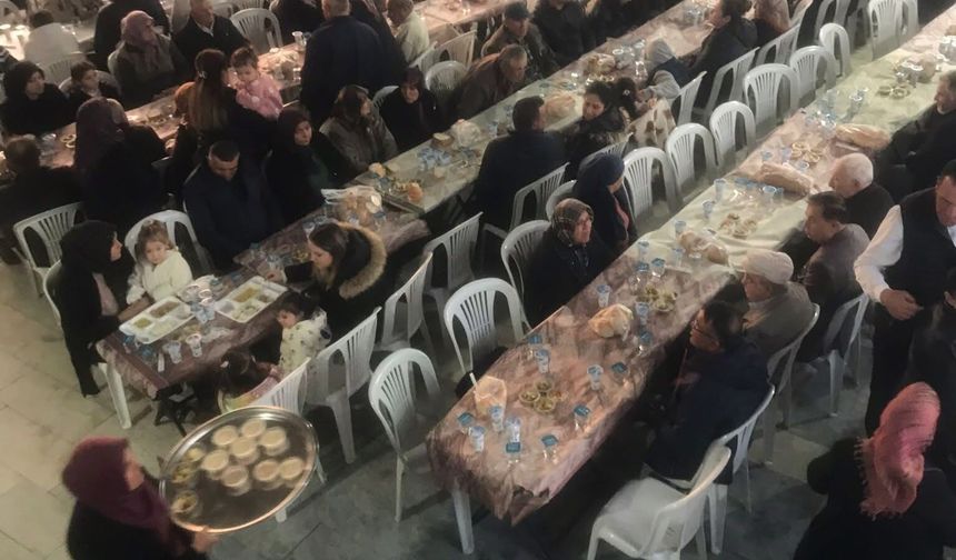 Sarıgöl'de geleneksel Kadir Gecesi iftarı düzenlendi