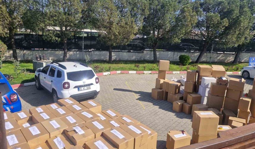 Turgutlu'da kaçak tütün operasyonu: 5 tutuklama