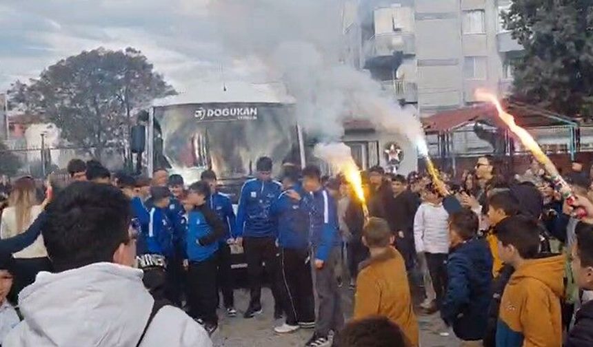 Türkiye şampiyonlarına Salihli'de coşkulu karşılama