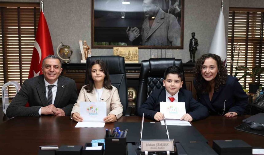 Başkan Şimşek 23 Nisan'ı çocuklarla beraber geçirdi