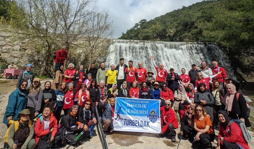 Doğa tutkunları Homeros Vadisi'ni keşfetti