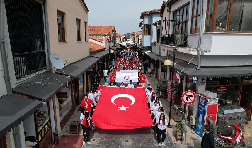 Ege Bölge Oyunları Kula'da coşkuyla başladı