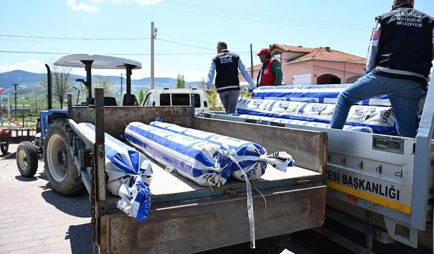 Manisa Büyükşehir'den afetzede üreticilere destek