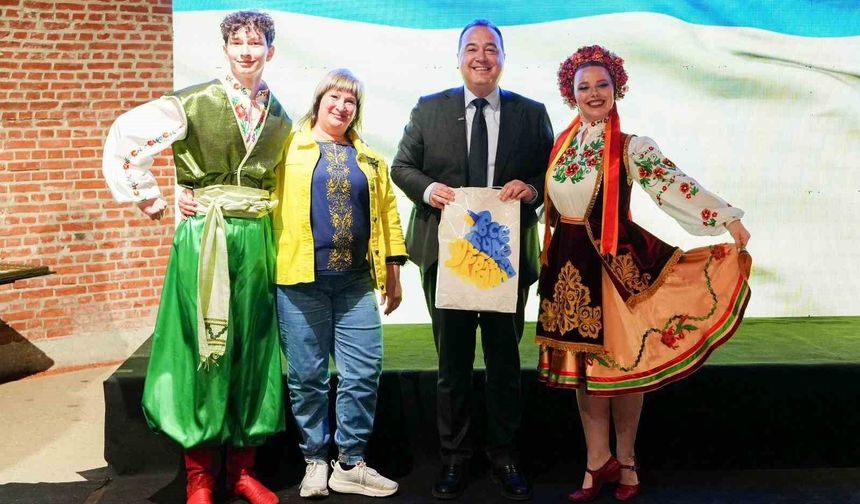 Mesir Festivali'nde dünya kültürleri Manisa'da buluştu