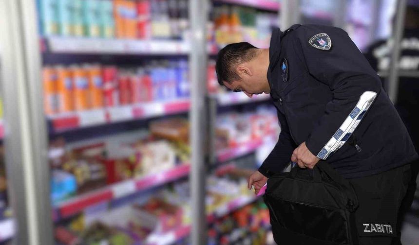 Şehzadeler'de kırsal mahalle marketlerine sıkı denetim