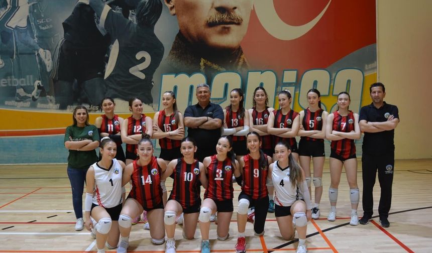 Turgutlu Belediyesi U17 Voleybol Takımı Manisa 2'ncisi