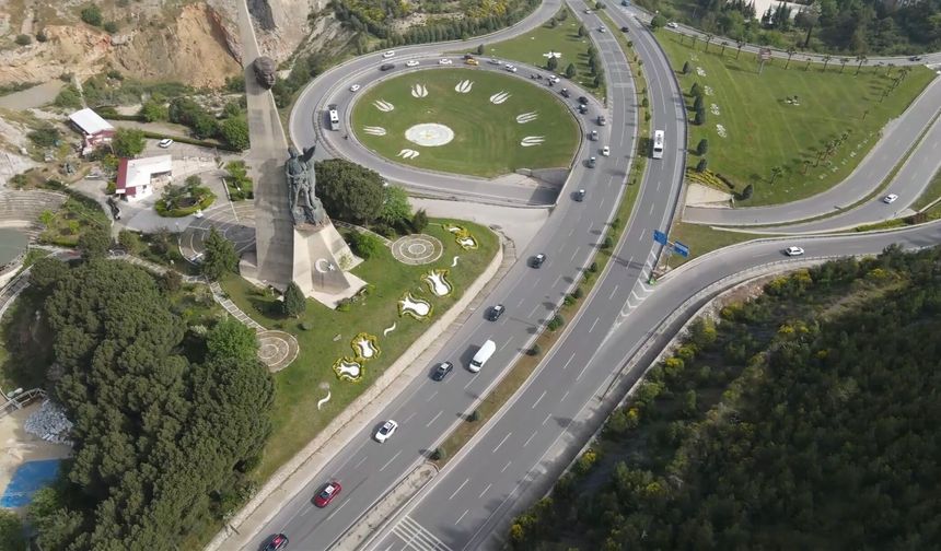 Manisa'da 11 Togg'lu 'Engel yok' konvoyu