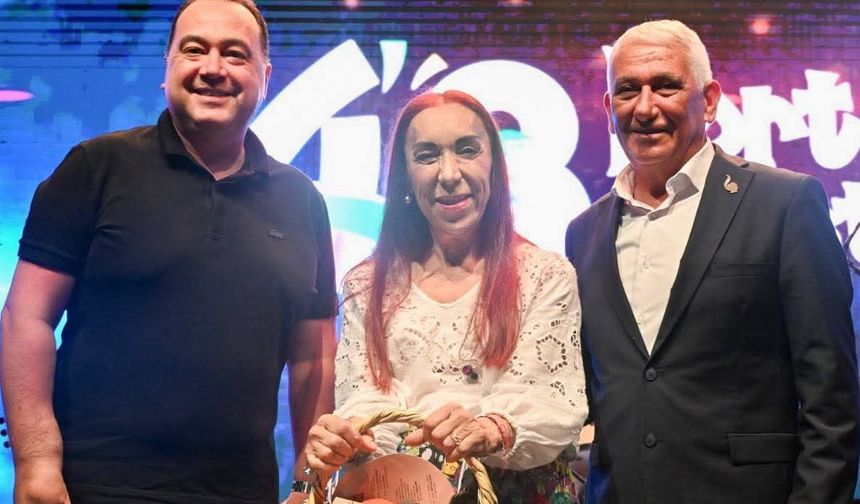 Başkan Dutlulu 48. Güzelyurt Portakal Festivali'ne katıldı