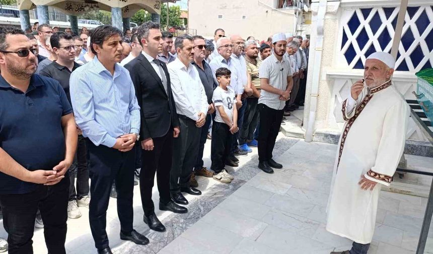 Denizli'deki facia kurbanı otobüs şoförü gözyaşlarıyla uğurlandı