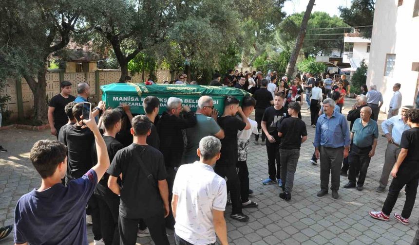 Manisa, 15 yaşındaki Erdem Demir'e ağladı