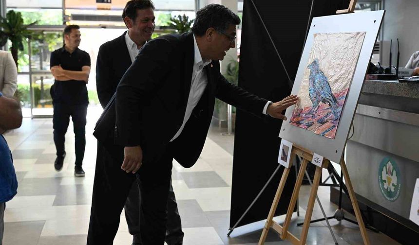 Plastik atıklar sanata dönüştü