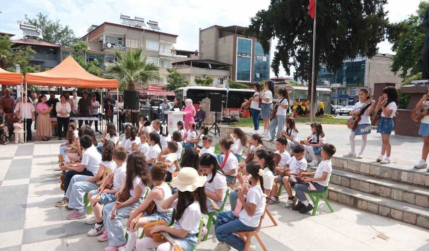 Sarıgöl'de Hayat Boyu Öğrenme Haftası etkinliklerine yoğun ilgi