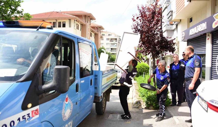 Şehzadeler zabıtasından yol ve kaldırım işgali denetimi