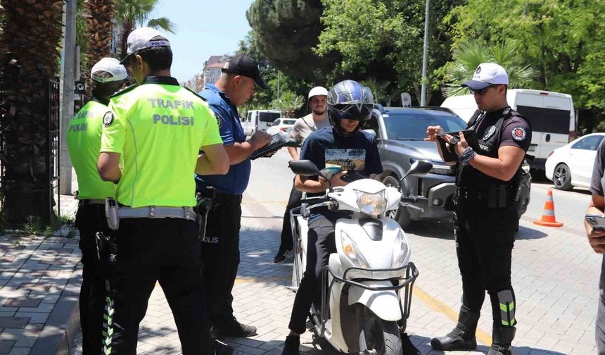 Turgutlu'da yaz aylarının gelmesiyle kask denetimleri artırıldı