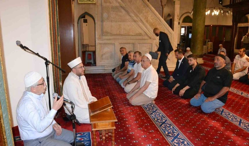 Manisa'da Srebrenitsa şehitleri dualarla anıldı
