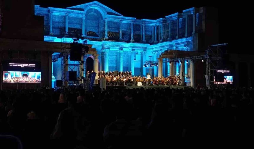 Manisa'da tarihi gece: Sardes Antik Kenti'nde 'Carmina Burana' rüzgarı